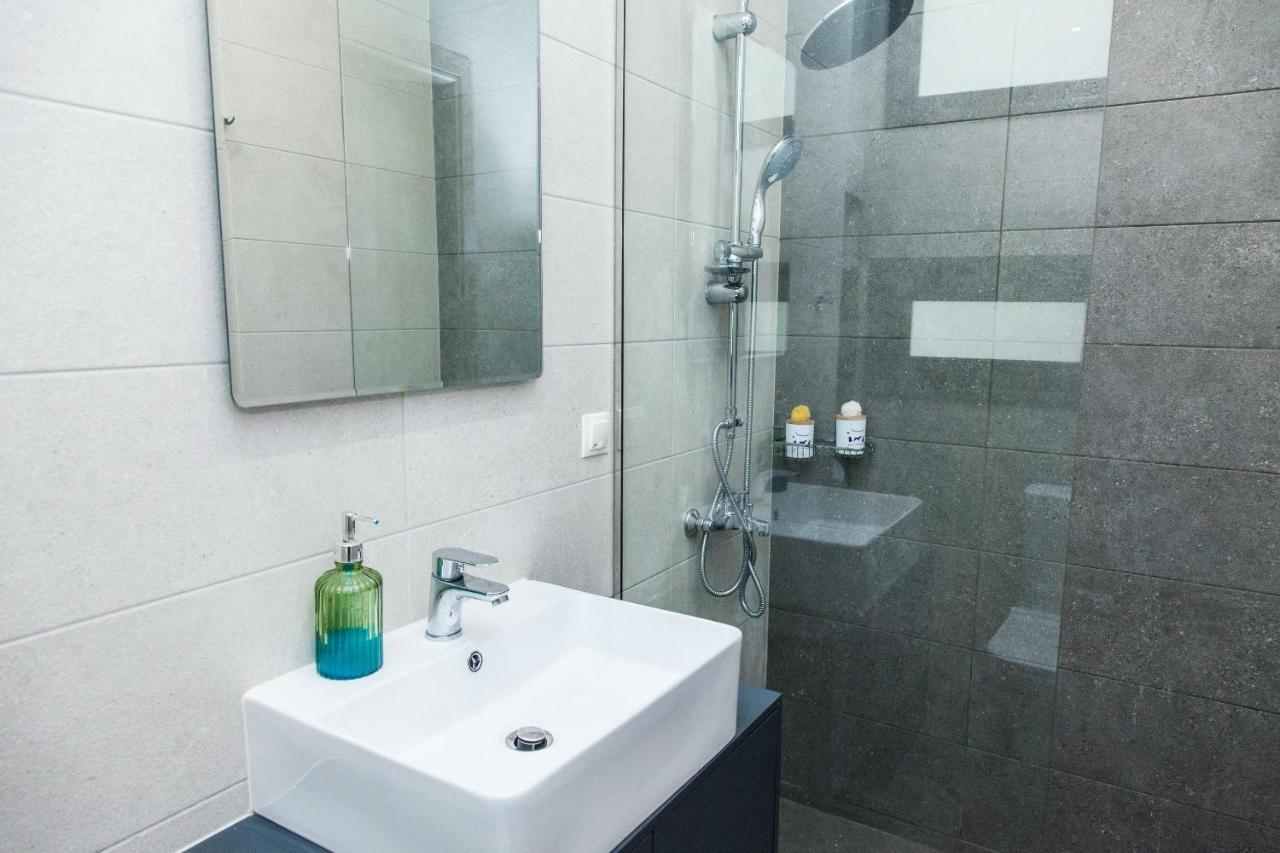 Apartments Vouliagmenis Ave 126 Athens Ngoại thất bức ảnh